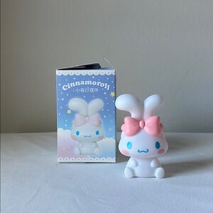 Sanrio Cinnamoroll Light Up Figure
